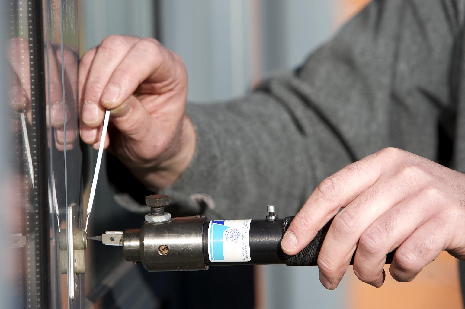 Finding a Good Local Locksmith – 3 Tips that Make it Easy